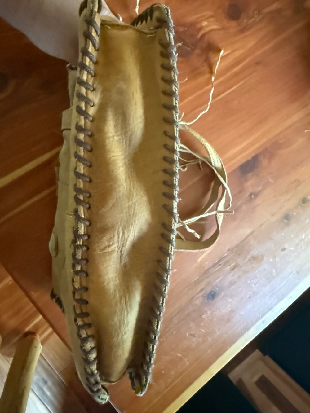 hand made leather cowhide tooled stitched fringe tote - Picture 2 of 9